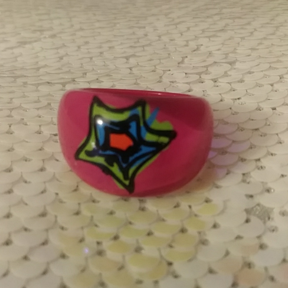 90s Plastic Rings. - Picture 3 of 5